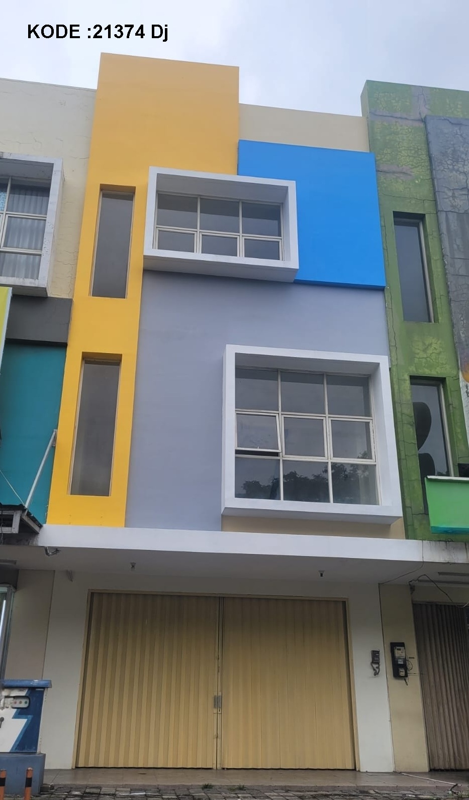 Disewa Ruko Harapan Indah, Siap Pakai, Luas 6x18 Meter, Kode :21374 Dj