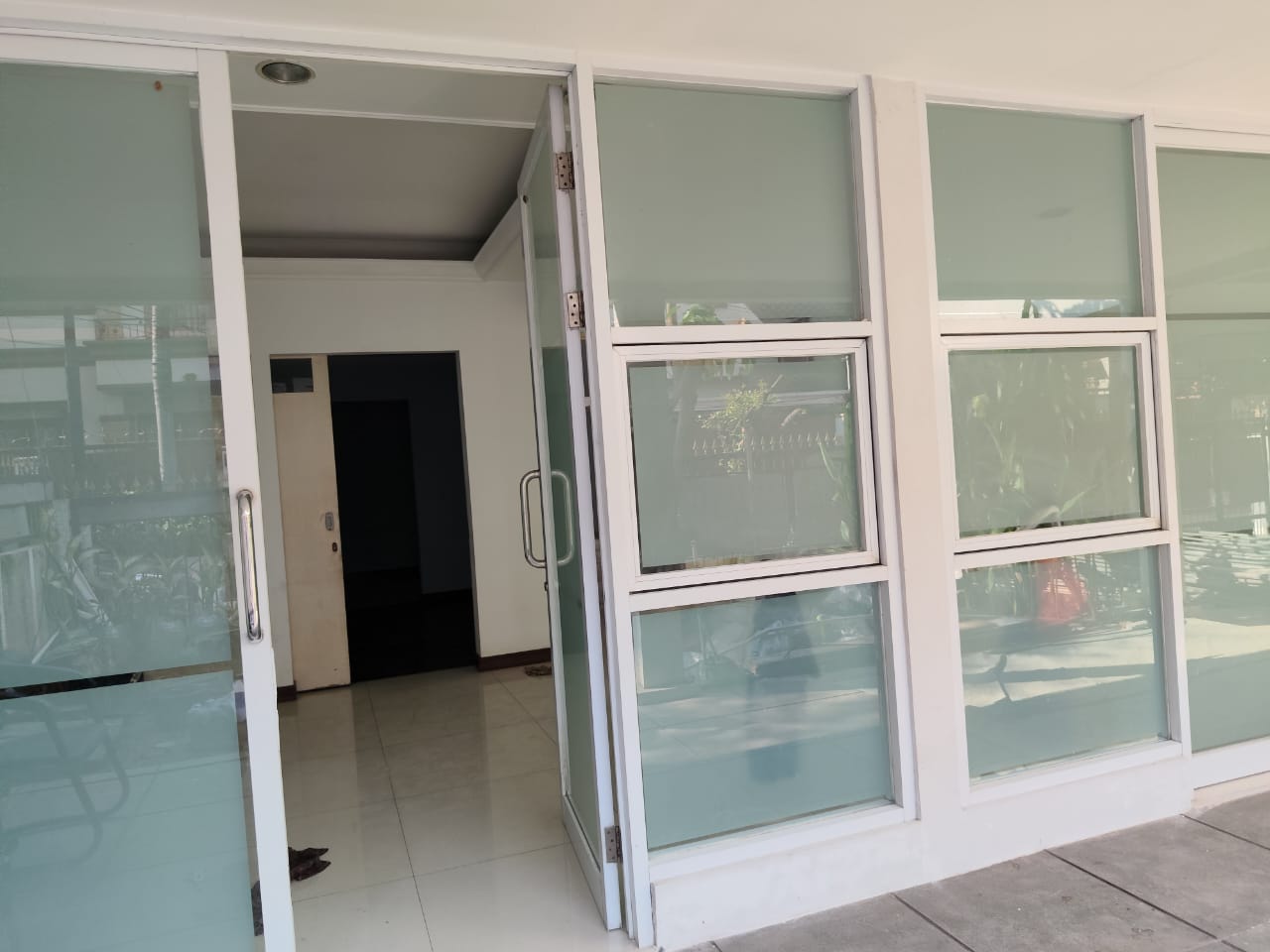 Disewa Rumah Cempaka Putih, Bagus Dan Rapih, Luas 16x30 Meter, Kode :20269 He Gallery