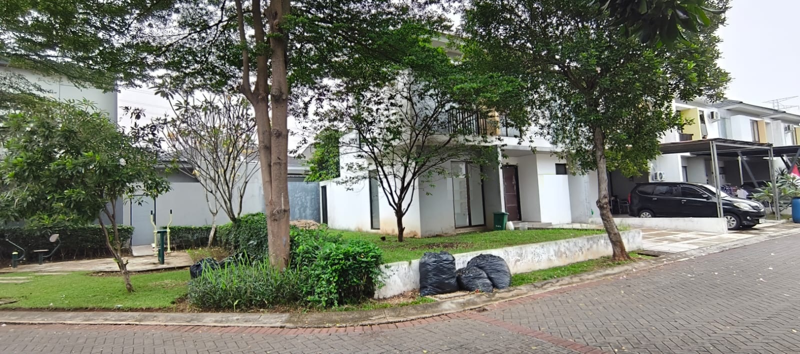 Dijual Rumah Sawangan, Brand New, Luas 188 Meter, Kode :21350 Si Gallery