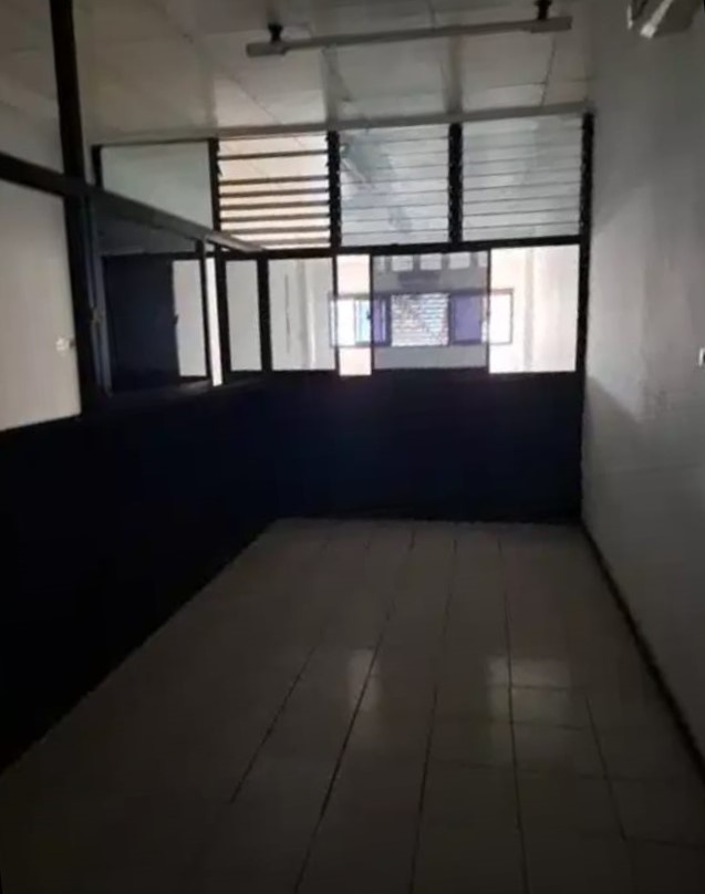 Disewa Ruko Pinangsia, Strategis, Luas 5x30 Meter, Kode :20968 Ha Gallery