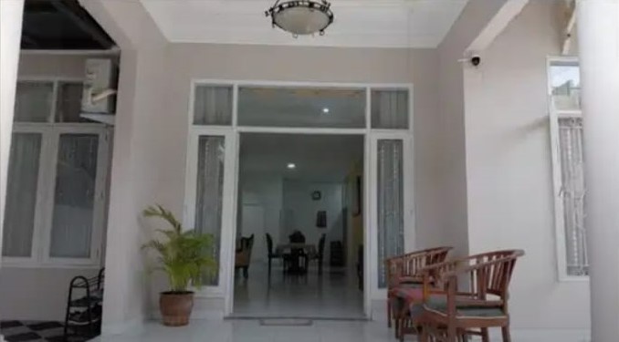  Disewa Rumah Pulomas, Luas 200 Meter, Kode :21454 Ha Gallery