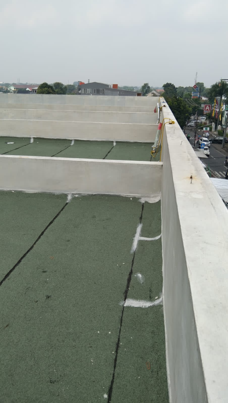 Dijual/Disewa Ruko Pesanggrahan, Strategis, Luas 136 Meter, Kode :21679 Wb/Br Gallery