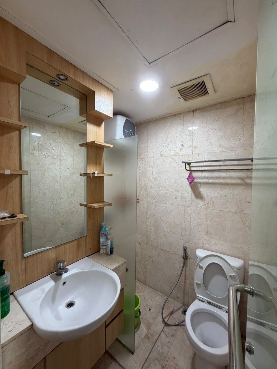 Dijual Apartemen Maple Park, Full Furnish, Luas 24 Meter, Kode :21606 Br Gallery