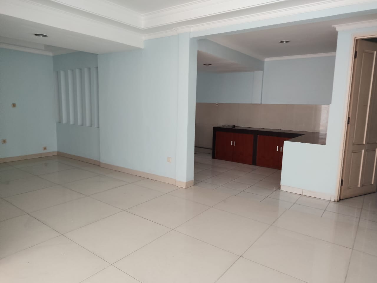 Disewa Rumah Cempaka Putih, Bagus Dan Rapih, Luas 16x30 Meter, Kode :20269 He Gallery