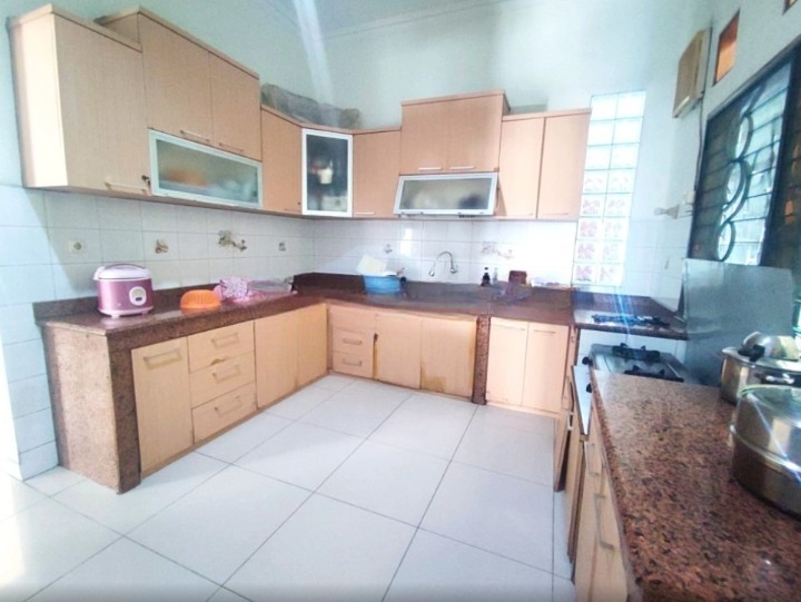  Dijual Rumah Sunter, Siap Huni, Luas 13x28,5 Meter, Kode :21322 Si Gallery