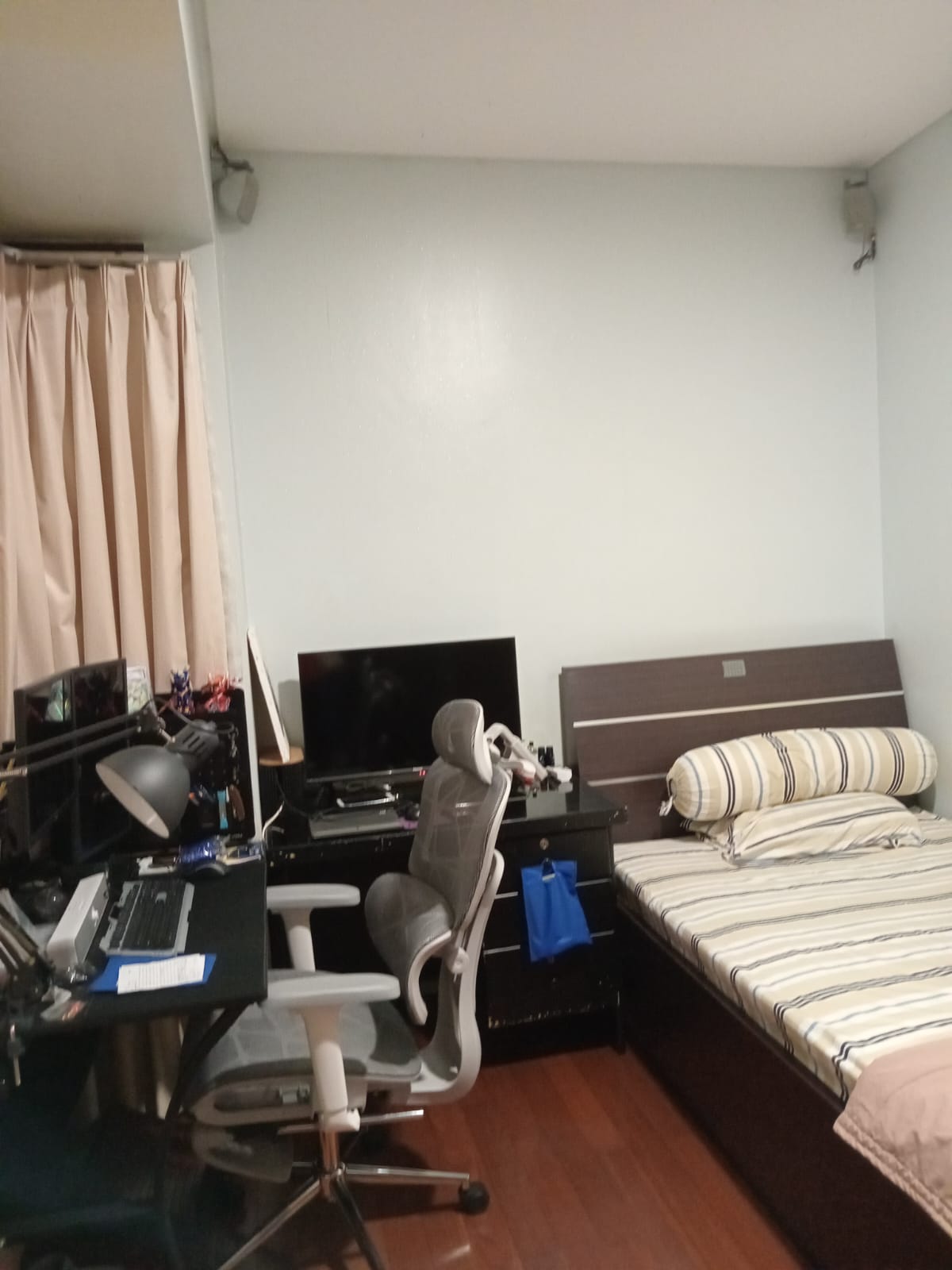 Dijual Rumah Kemayoran, Semi Furnish, Luas 9x17 Meter, Kode :16688 Js Gallery