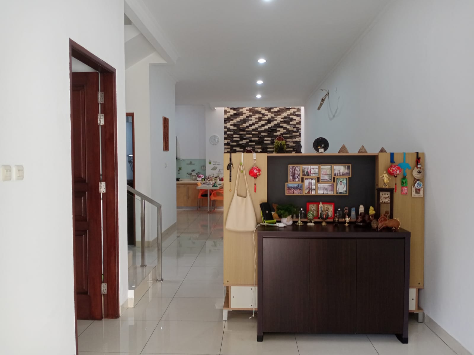 Dijual Rumah Sunter, Luas 6x18 Meter, Kode :21575 Yn Gallery