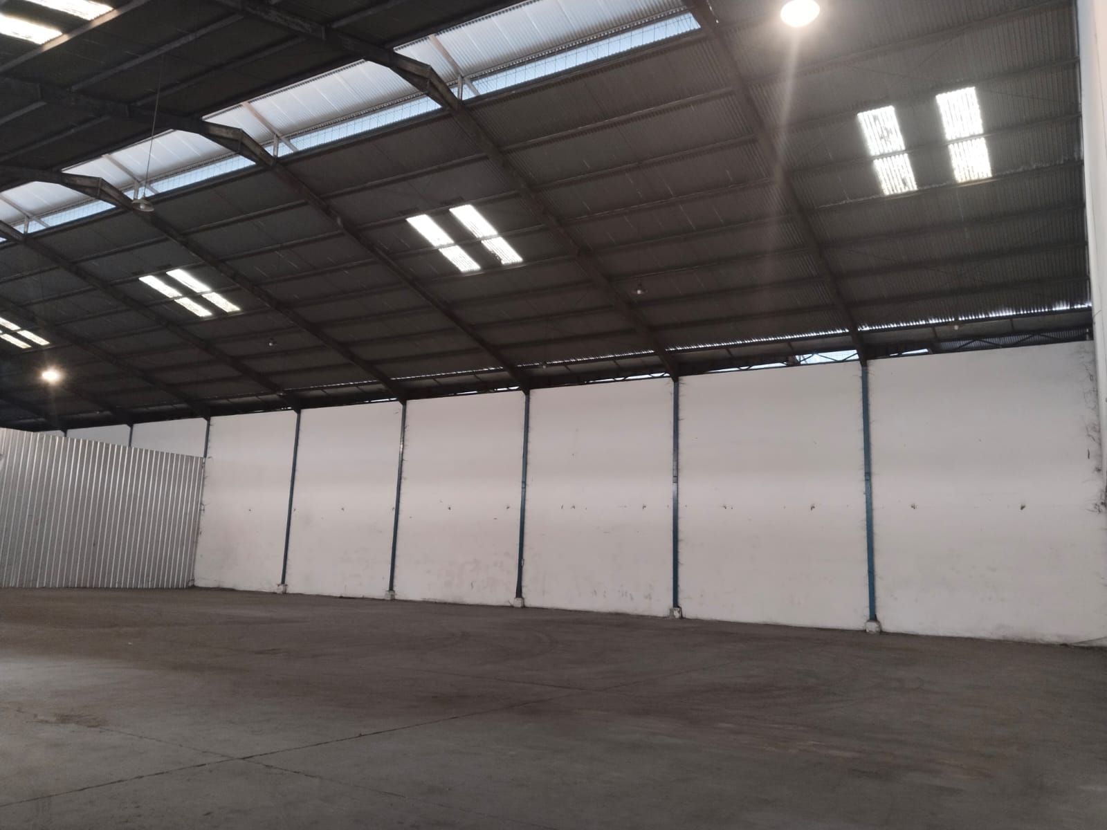 Disewa Gudang Ancol, Luas 30x36 Meter, Kode :21610 Ad Gallery