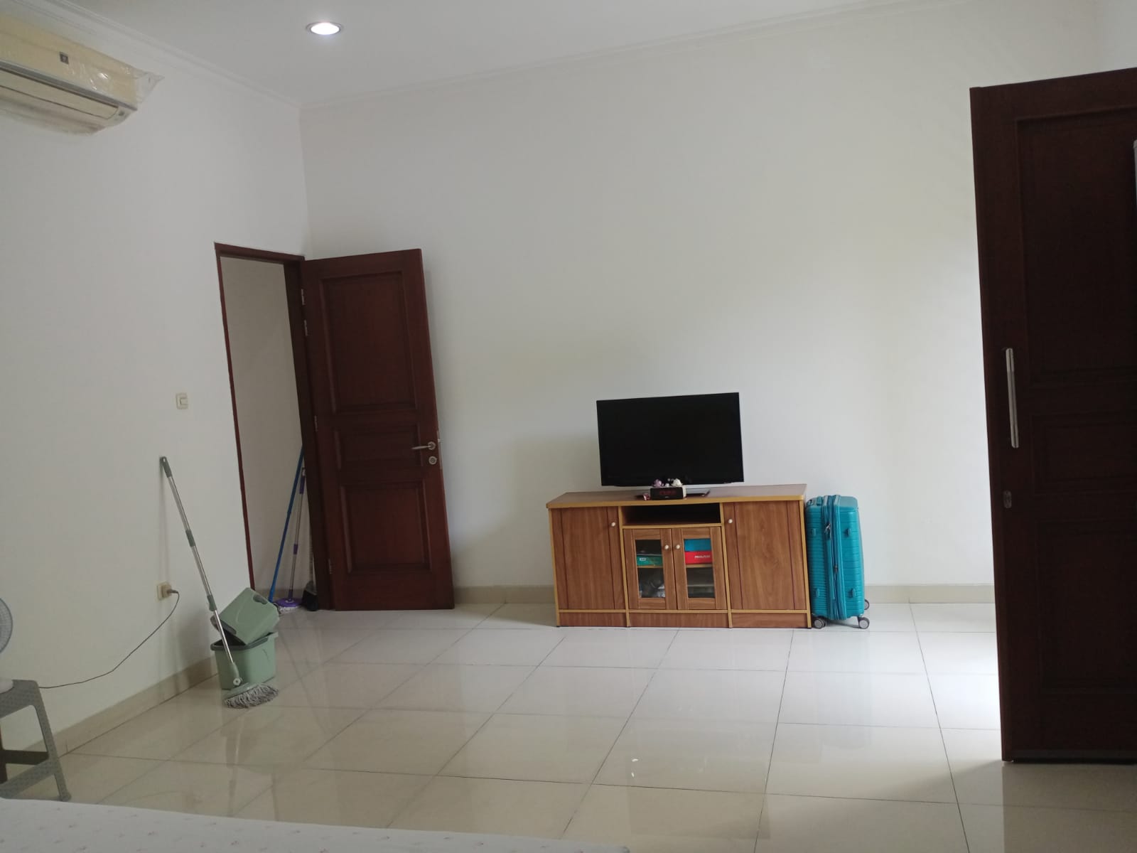 Dijual Rumah Sunter, Luas 6x18 Meter, Kode :21575 Yn Gallery
