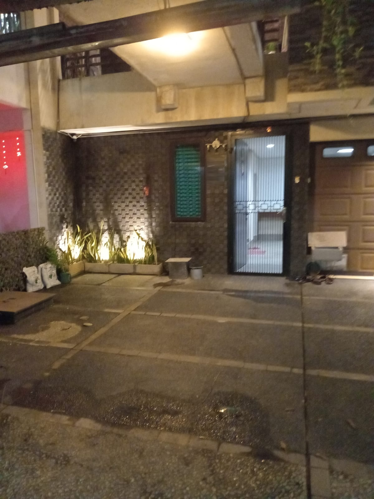 Dijual Rumah Kemayoran, Semi Furnish, Luas 9x17 Meter, Kode :16688 Js Gallery
