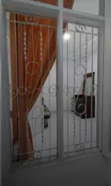  Disewa Rumah Pulomas, Luas 200 Meter, Kode :21454 Ha Gallery