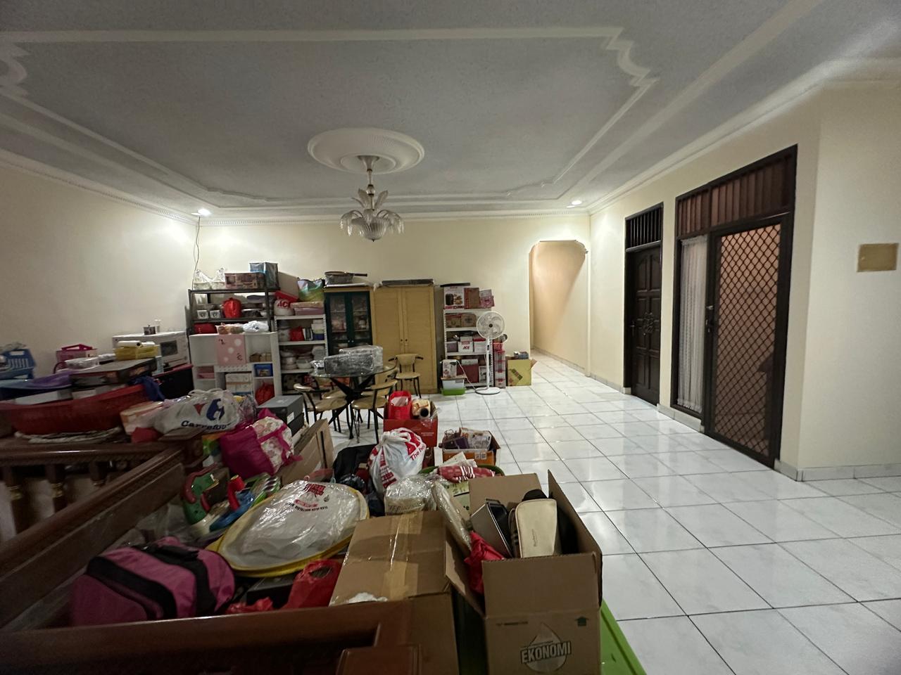 Dijual Rumah Sunter, Luas 10x27 Meter, Kode :20890 Ta Gallery