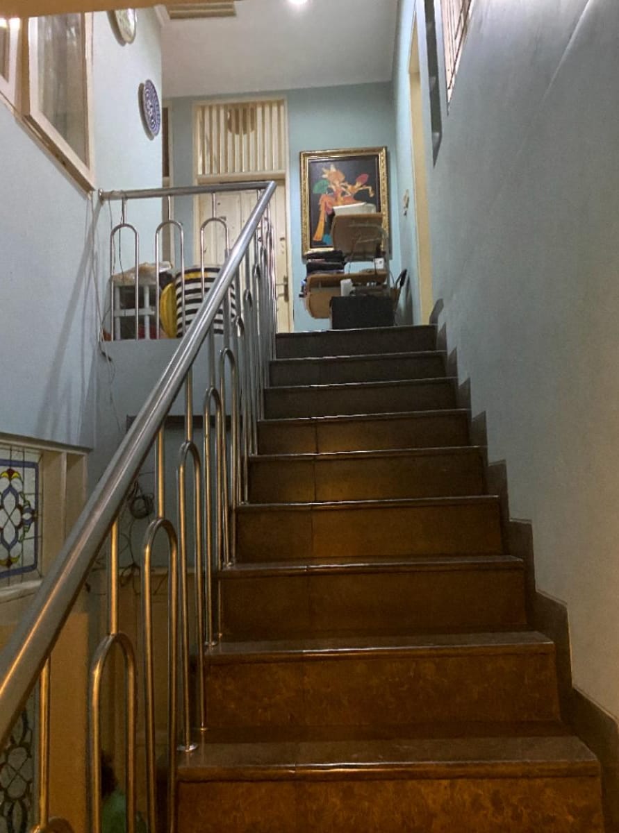   Dijual Rumah Sunter, Bagus dan Rapih, Luas 304 Meter, Kode :21535 Gd Gallery