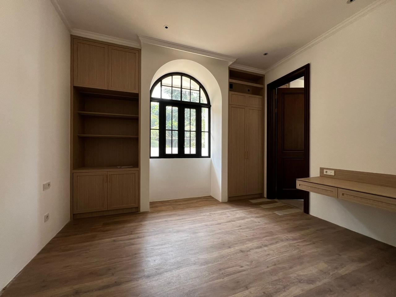 Dijual Rumah Jeruk Purut, Luas 11.000 Meter, Kode :20887 Ad Gallery