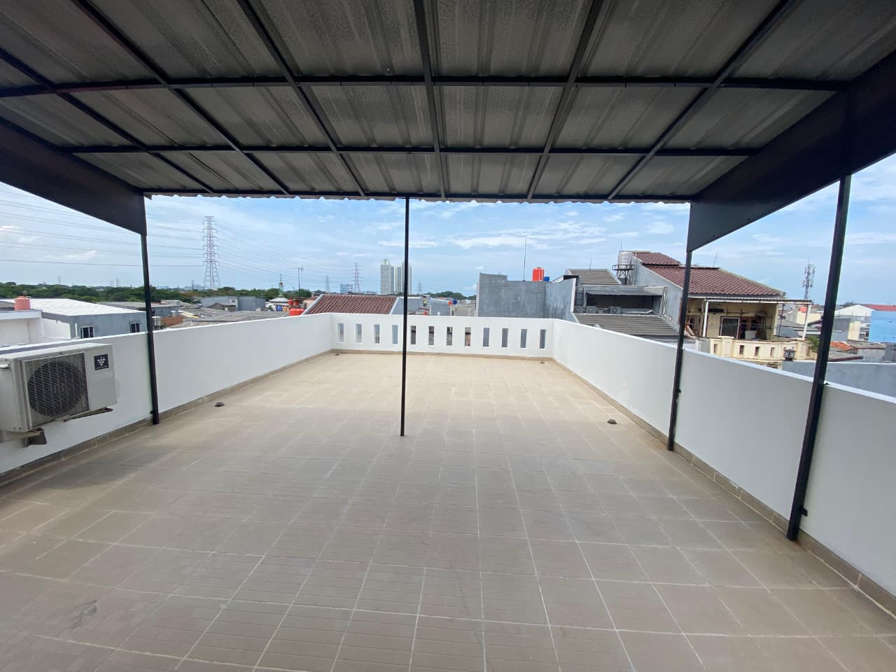 Dijual Rumah Sunter, Semi Furnish, Luas 6x15 Meter, Kode :20876 Ata Gallery