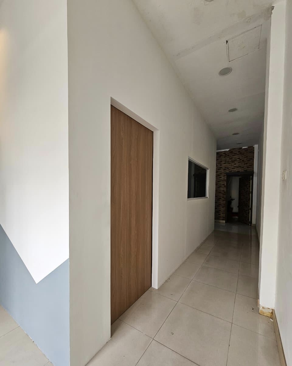 Disewa Ruko Pluit, Luas 4,5x13 Meter, Kode :08164 Dj Gallery