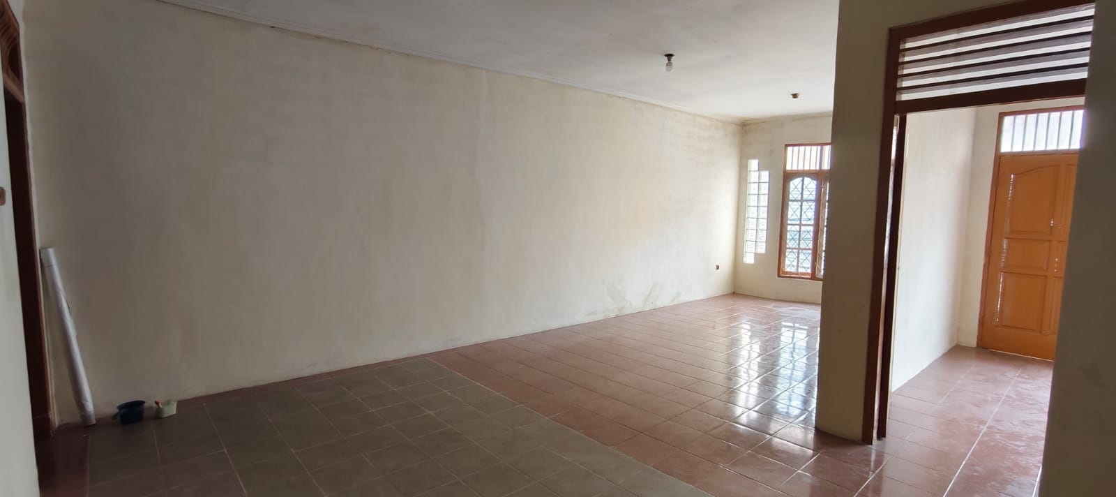 Disewa Rumah Karang Anyar, Luas 9x14,5 Meter, Kode :21475 Ha Gallery