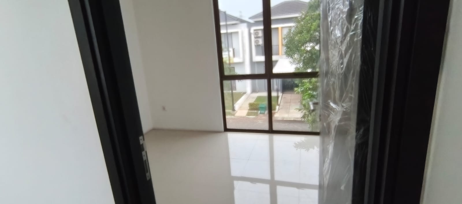 Dijual Rumah Sawangan, Brand New, Luas 188 Meter, Kode :21350 Si Gallery