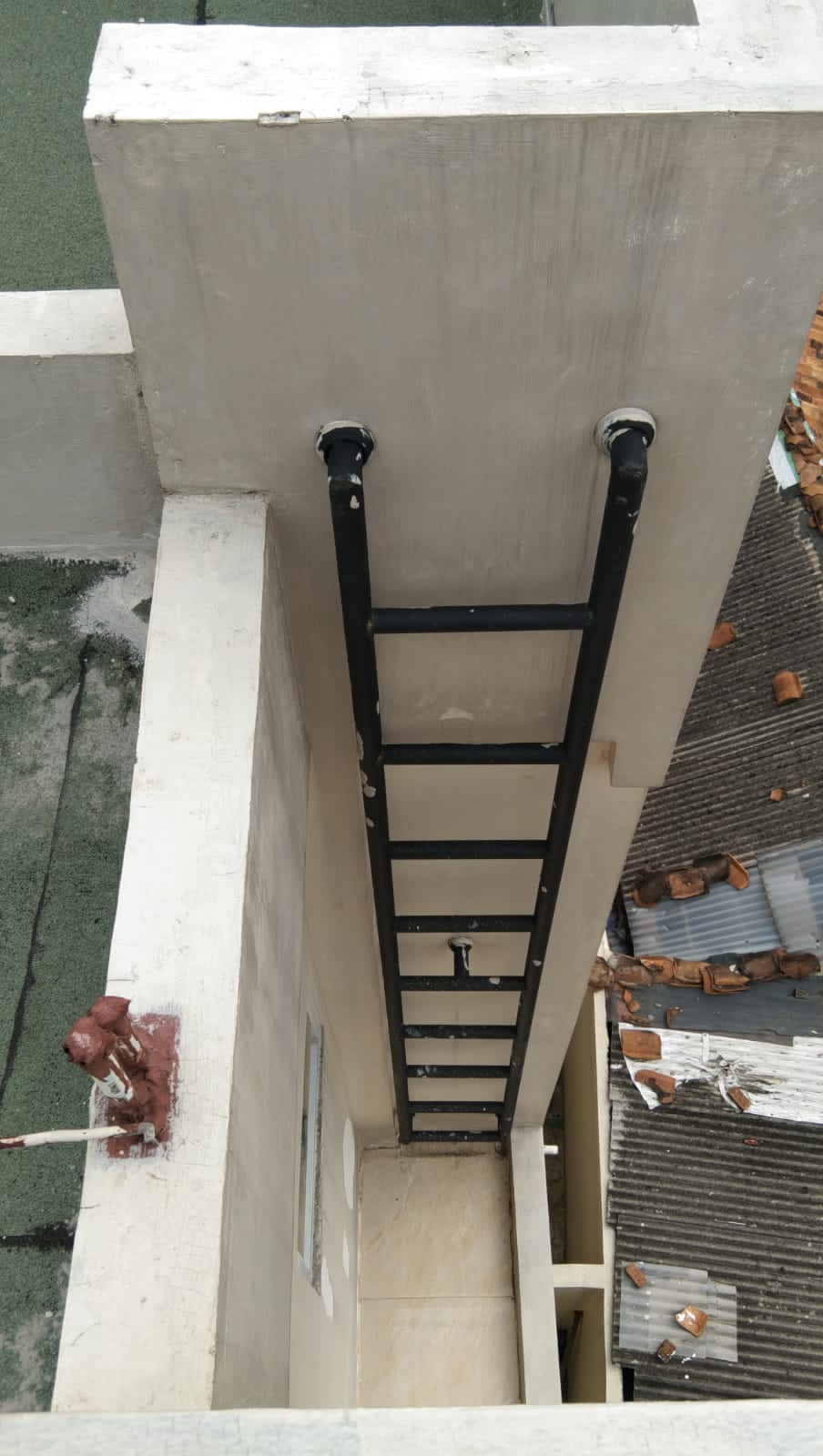 Dijual/Disewa Ruko Pesanggrahan, Strategis, Luas 136 Meter, Kode :21679 Wb/Br Gallery