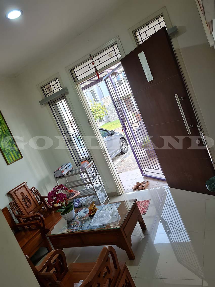 Dijual Rumah Tangerang, Full Furnish, Luas 10x20 Meter, Kode :20629 Si Gallery