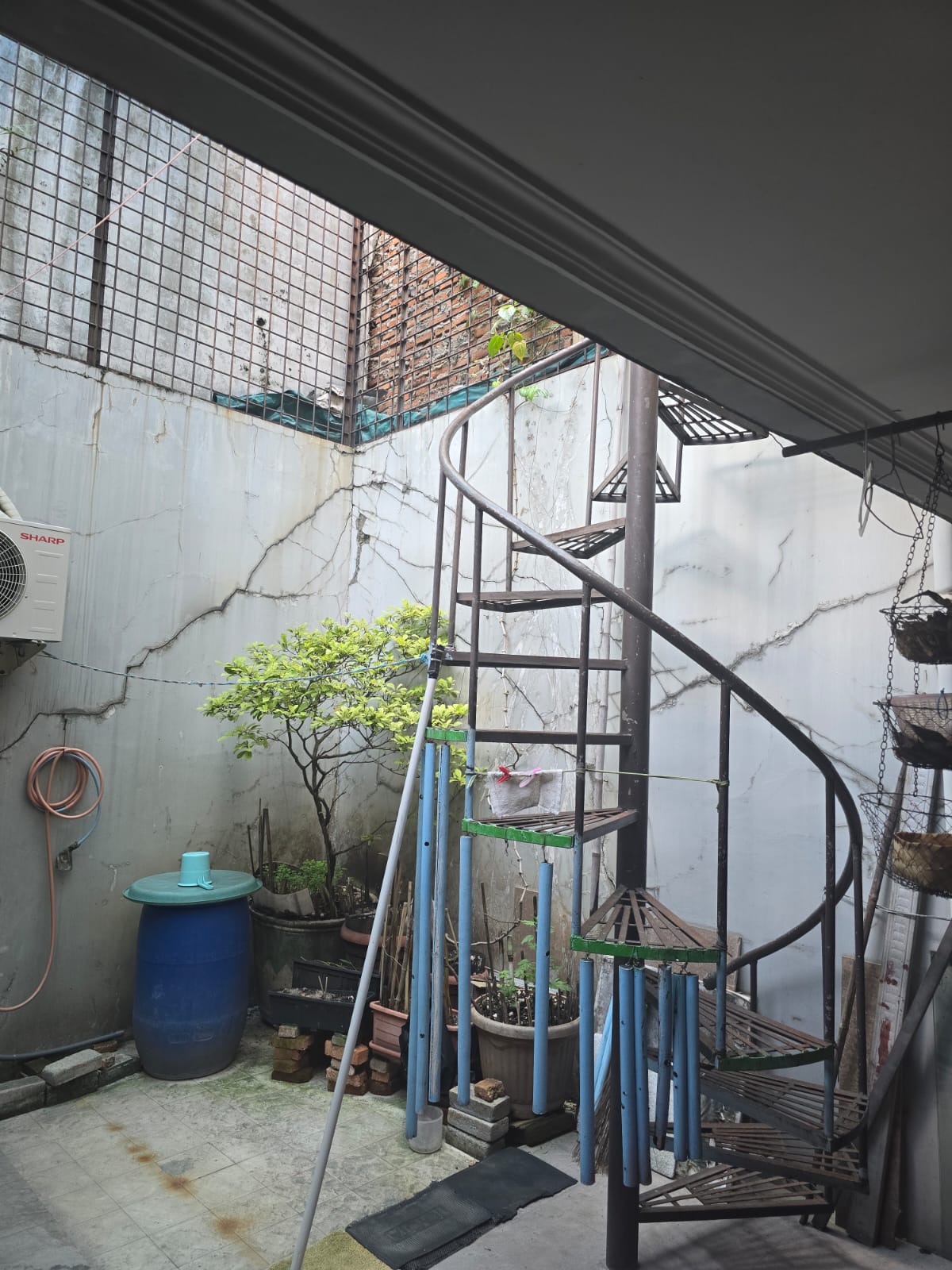 Dijual Rumah Sunter, Semi Furnish, Luas 6x25 Meter, Kode :20873 He/Ata Gallery