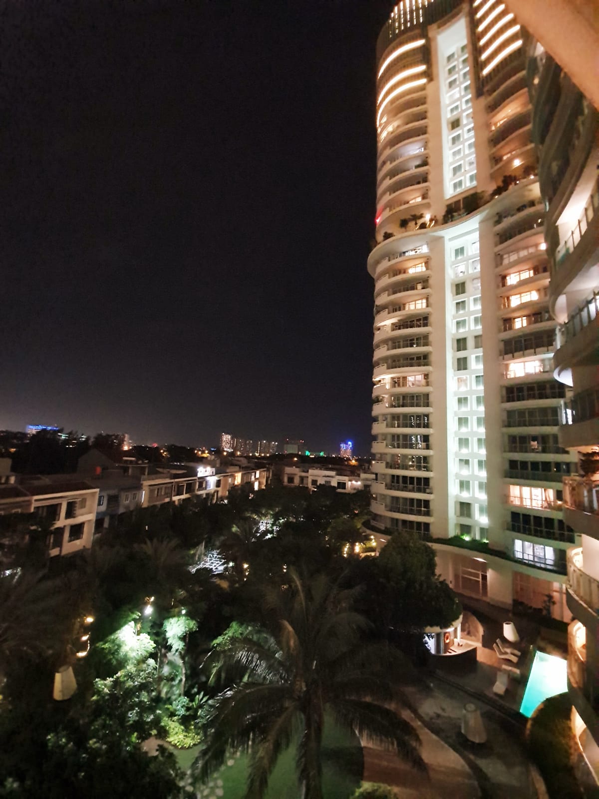 Disewa Apartemen The Royale Springhill, Full Furnish, Luas 73 Meter, Kode :06439 Si Gallery