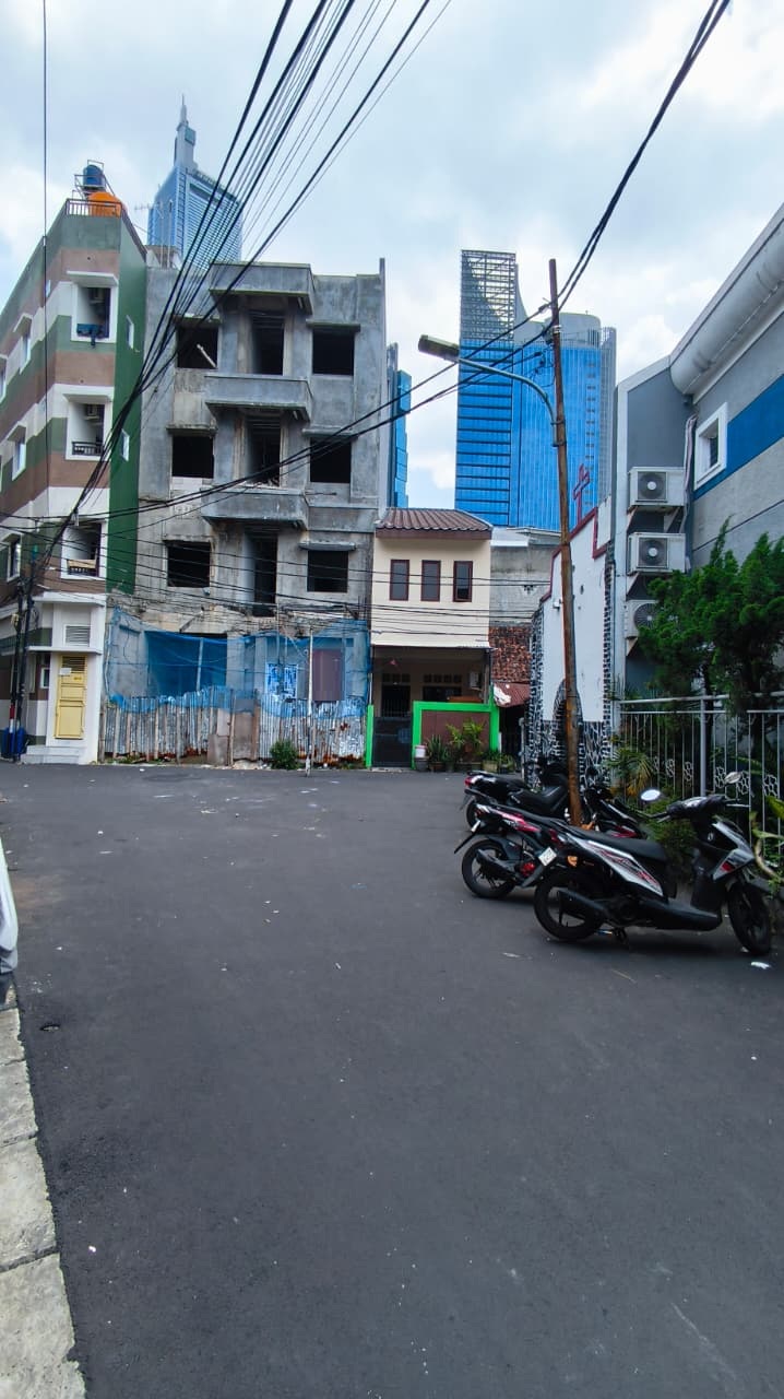 Dijual Rumah Tua Menteng, Luas 5,5x16 Meter, Kode :21380 Dj Gallery