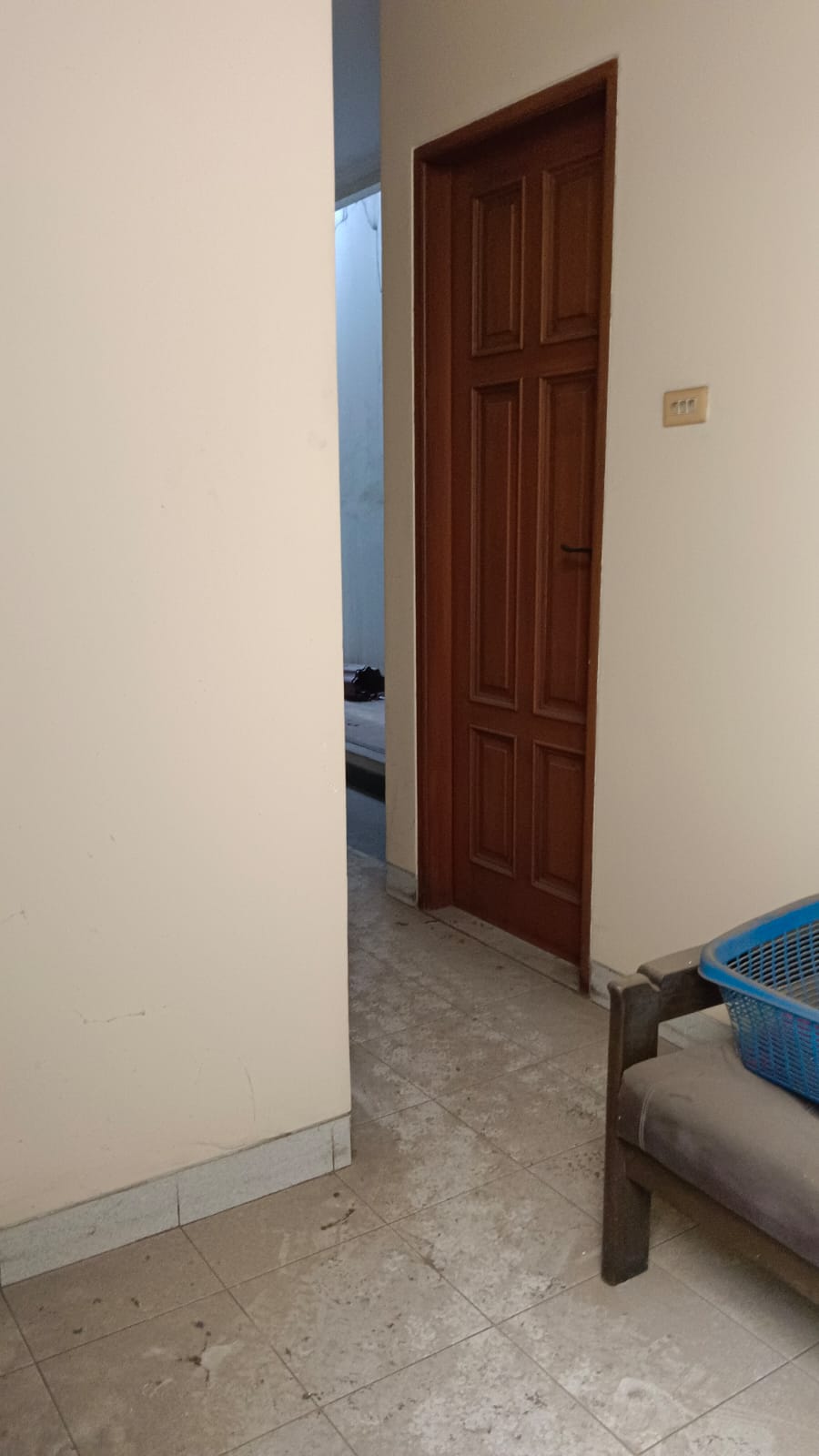 Dijual/Disewa Rumah Daan Mogot, Hook, Luas 18,6x19 Meter, Kode :21337 Si/Dj Gallery