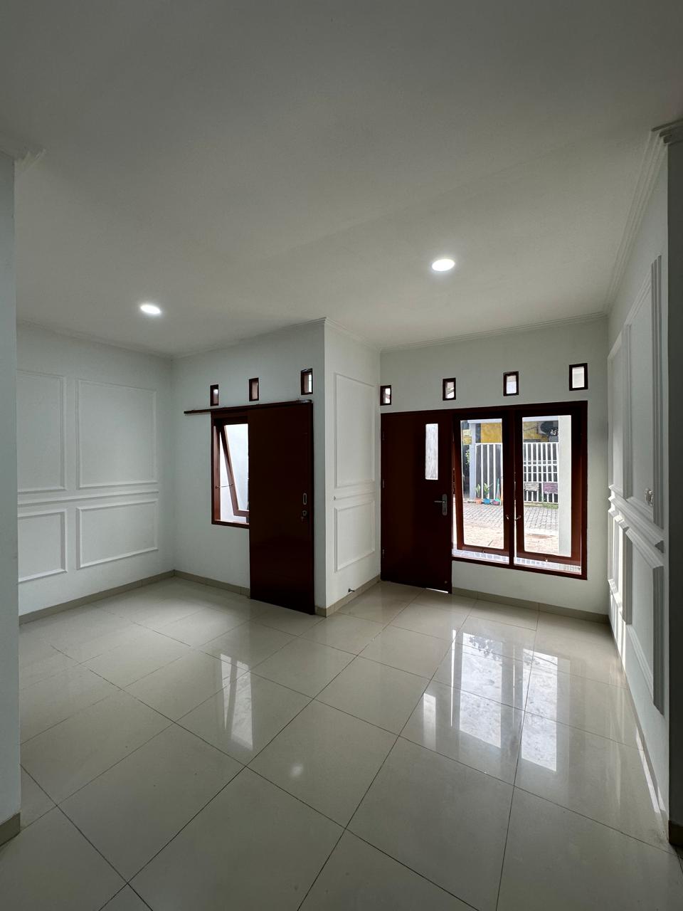 Dijual Rumah Bekasi, Luas 7x14 Meter, Kode :20911 Si Gallery