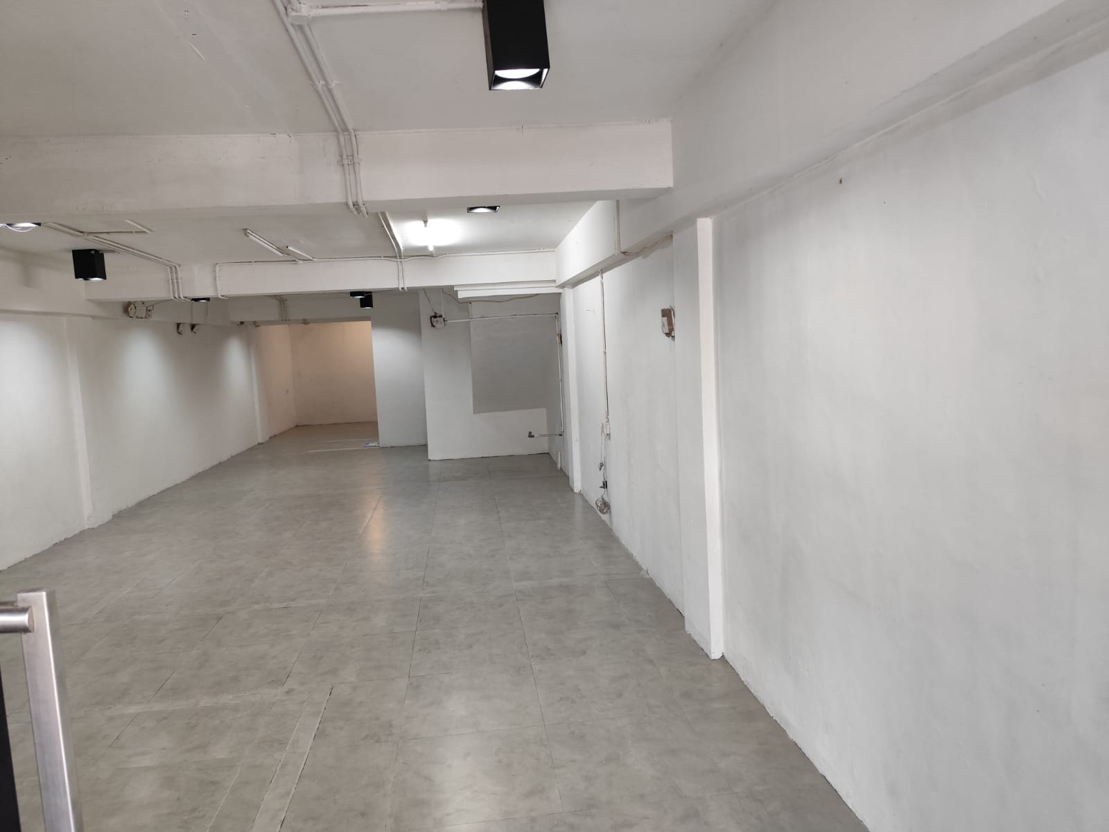  Disewa Ruko Daan Mogot, Luas 5x32 Meter, Kode :21464 Ha Gallery