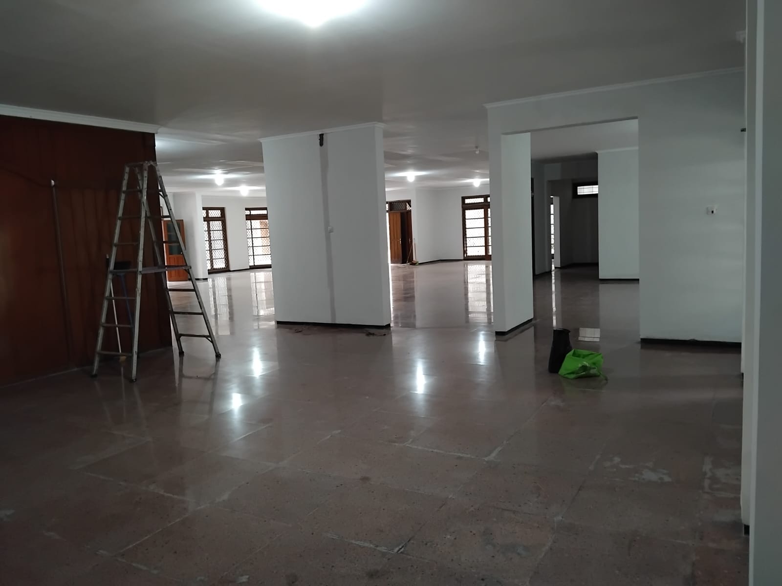 Dijual/Disewa Rumah Sunter, Luas 1.152 Meter, Kode :10852 Gd Gallery