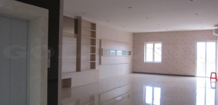 KODE :10308(Ha/At) Rumah Sunter, Mewah & Baru, Luas 12×30 Meter, Sunter, Jakarta Utara