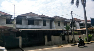 KODE :10868 (Ir/Wb) Rumah Kelapa Gading, Luas 242 Meter, Jakarta Utara