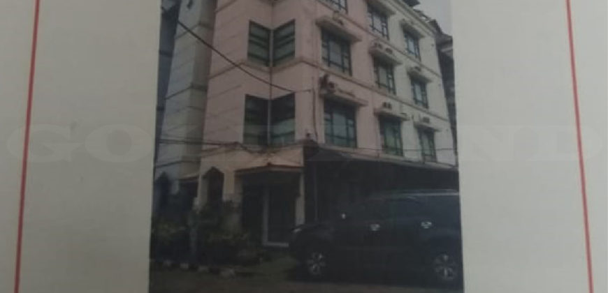 KODE :11054(Si/Yg) Ruko Kemang, Luas 122 Meter, Kemang, Jakarta Selatan