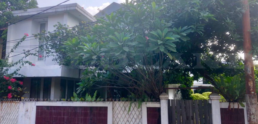 KODE :11056(Si/Yg) Rumah Duren Sawit, Hook, Luas 395 Meter, Duren Sawit, Jakarta Timur