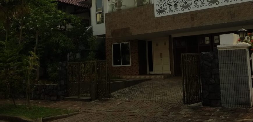 KODE :09272(As/Jr) Rumah Pantai Mutiara, Luas 450 Meter, Pantai Mutiara, Jakarta Utara