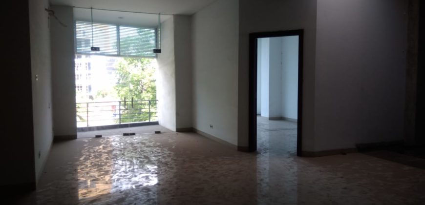 KODE :09998(Hb/Jm) Gedung Strategis Di Jakarta Pusat, Cocok Untuk Kantor, Bengkel & Showroom, Luas 16×54 Meter, Petojo, Jakarta Pusat