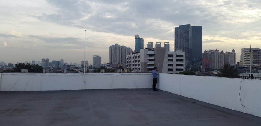 KODE :08303(Gd) Gedung Grogol, Luas 10,5×39 Meter, Grogol, Jakarta Barat