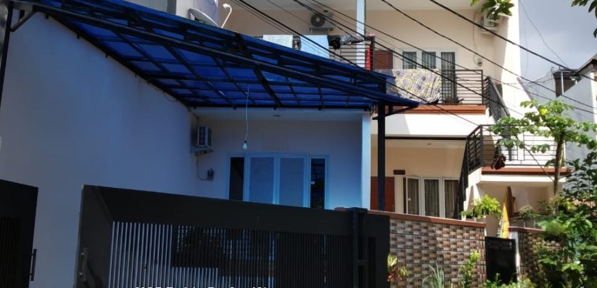 KODE :09454(Sm/Si) Rumah Sunter, Hadap Timur, Luas 9×20 Meter (180 Meter), Sunter, Jakarta Utara