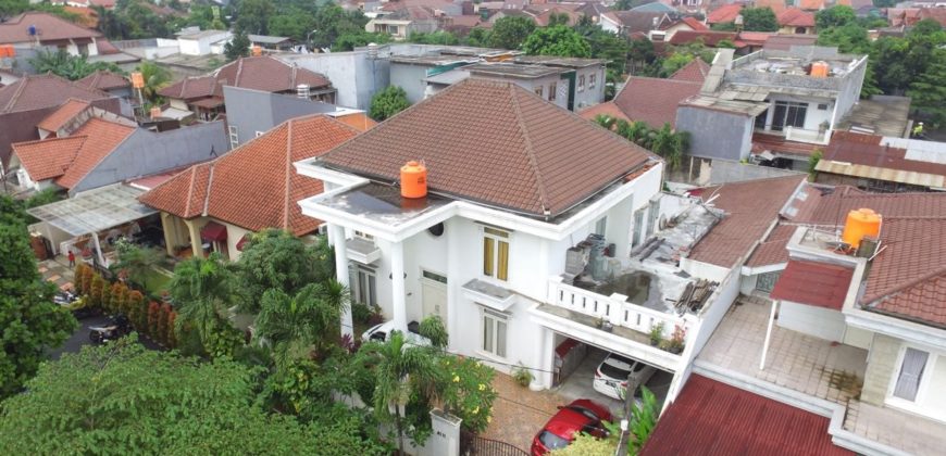 KODE :09540(Ad) Rumah Tangerang, Hadap Selatan, Hadap Selatan, Luas 600 Meter, Cireundeu, Tangerang