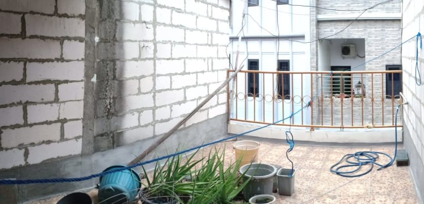 KODE :09967(Jf) Rumah Batu Tulis, Hadap Selatan, Luas 4×11 Meter (44 Meter), Batutulis, Jakarta Pusat