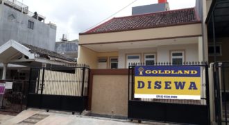 KODE :09806(Bd/Ir) Rumah Kelapa Nias, Luas 8×20 Meter, Kelapa Gading, Jakarta Utara