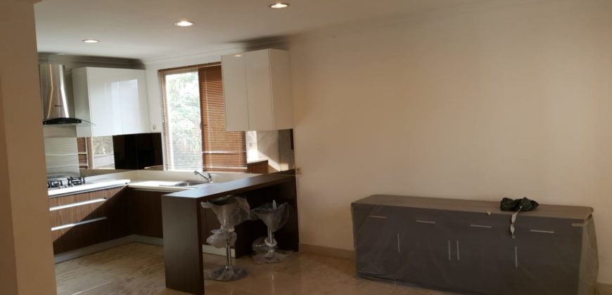 KODE :09743(Si) Rumah Ancol, Cluster, Furnish Lux, Luas 7×19 Meter, Ancol, Jakarta Utara