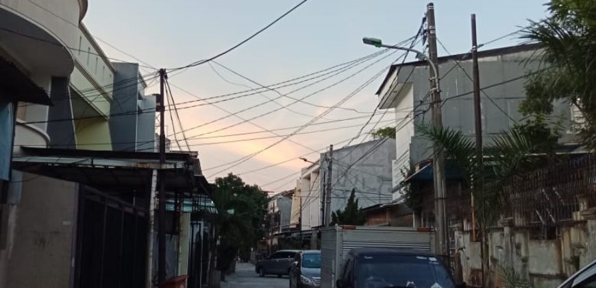 KODE :07909(El/Cl) Rumah Sunter, Hadap Selatan-Timur, Luas 240 Meter, Sunter, Jakarta Utara