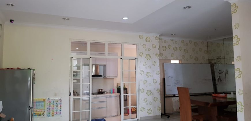 KODE :08740(Ad/Ir) Rumah PIK, Hadap Tenggara, Luas 8×17 Meter (136 Meter), Pantai Indah Kapuk, Jakarta Utara