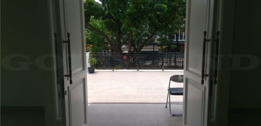 KODE :11443(Ak/Wb) Gedung Kebayoran Baru, Bangunan Baru, Luas 400 Meter, Gandaria, Jakarta Selatan
