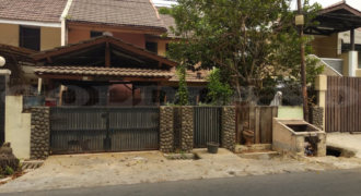 KODE :10650 (Ad), Rumah Dijual Pulomas, Luas 10×25,6 Meter, Jakarta Timur