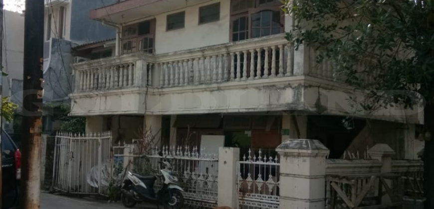 KODE :11502(Pp) Rumah Tua Sunter, Hook, Luas 8×15 Meter, Sunter, Jakarta Utara