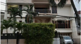 KODE :10746(Jm/Ha) Rumah Green Garden, Full Furnished, Luas 16×20 Meter, Green garden, Jakarta Barat