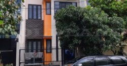 Kode : 11894 (Ad), rumah sunter, hadap selatan, luas 6×16 m (96 meetr)